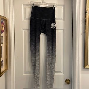 Lululemon for SoulCycle leggings - size 6 Tall